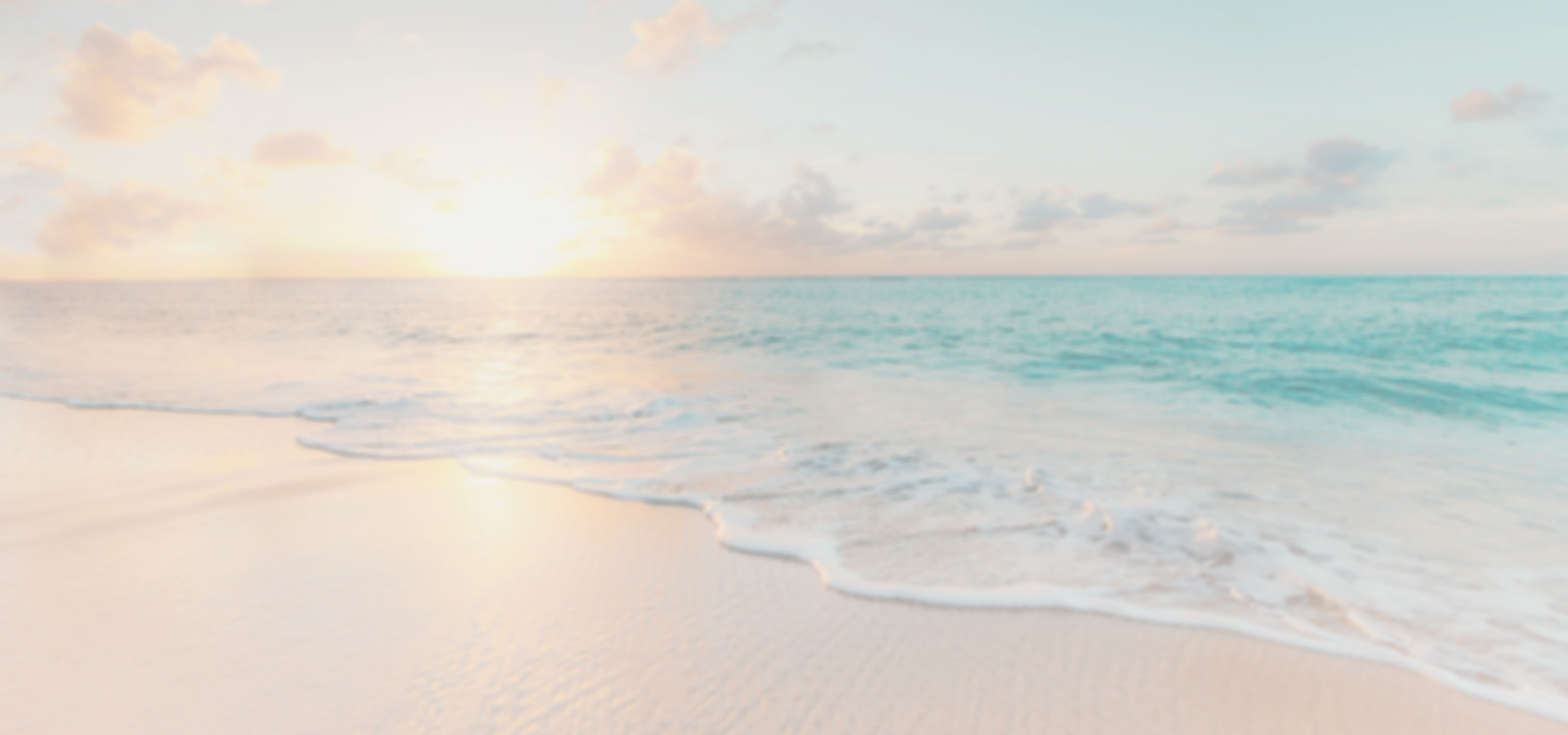 moře a západ slunce